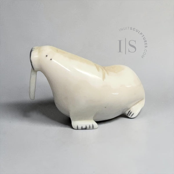 VINTAGE Rare 3" Walrus by Matthew Tiulana *Silken*